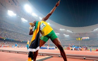 爱游戏下载-天山雄鹰振翅起！拜合拉木三年实现三级跳，国足首秀闪电破门创历史