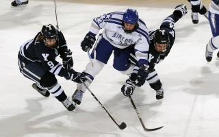 爱游戏下载_拉特克利夫三年之诺重塑俱乐部 阿莫林引领战略转型启新篇