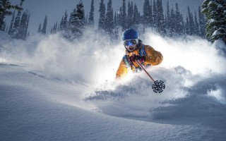 爱游戏下载-库尔图瓦174次扑救登顶2025年五大联赛扑救榜 展现门神本色