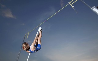 爱游戏app_神剧本！那不勒斯连扳两城2-2绝平维罗纳 麦克托米奈处子球 迪洛伦佐救主