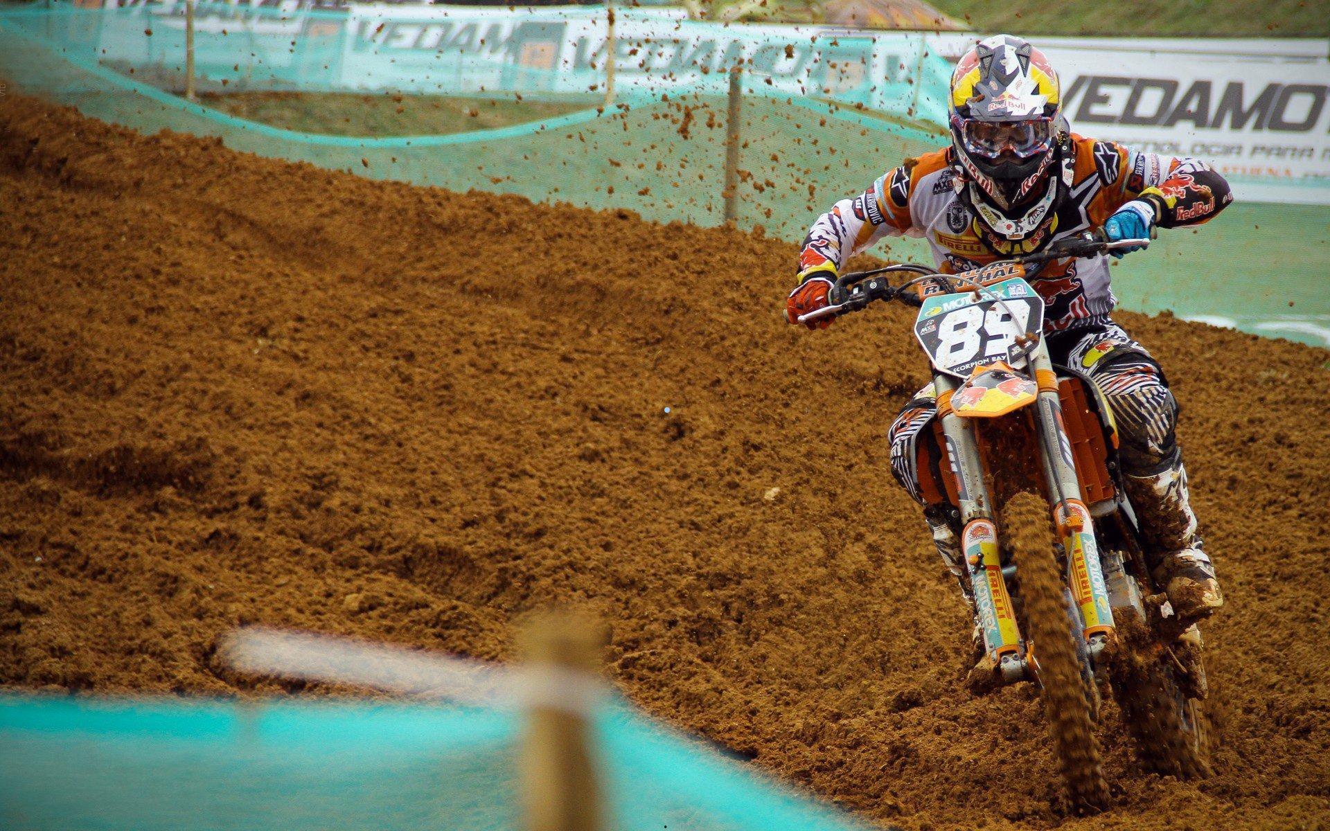 爱游戏app|比埃霍夫或重返汉堡执掌要职，短暂效力期成回归纽带-第3张图片-爱游戏-稳定流畅的综合娱乐服务平台