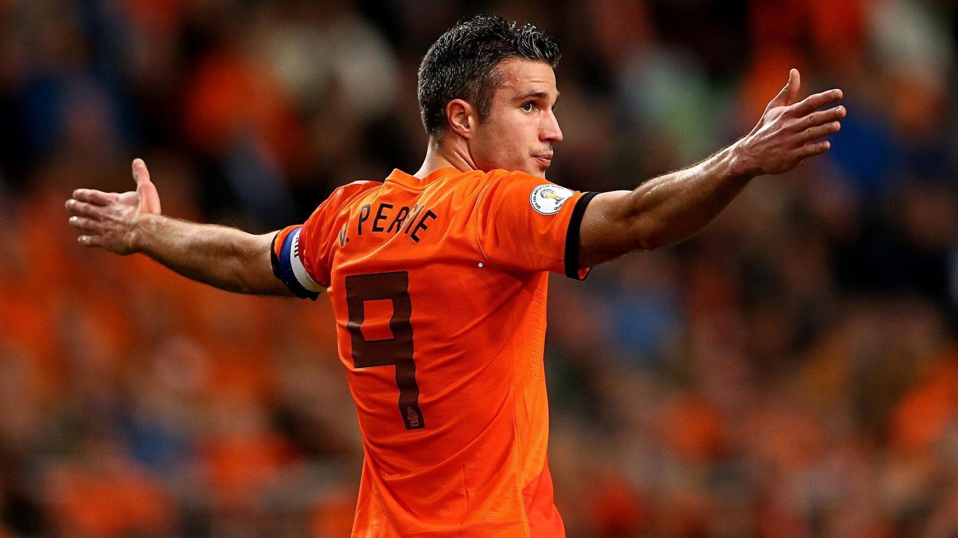 爱游戏下载|金靴争夺战进入白热化，哈兰德错失关键机会，姆巴佩凯恩领衔三大射手同分创纪录-第2张图片-爱游戏-稳定流畅的综合娱乐服务平台